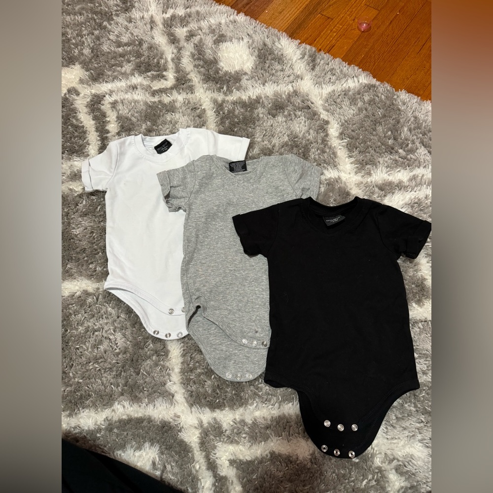 Little Bipsy T-shirt Onesies